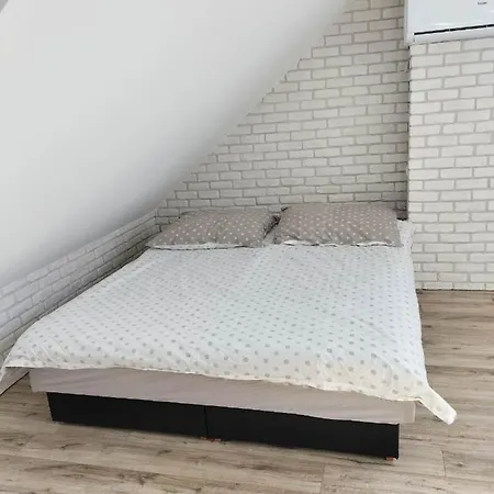 Pokoje Goscinne Pod Roza * Stężyca